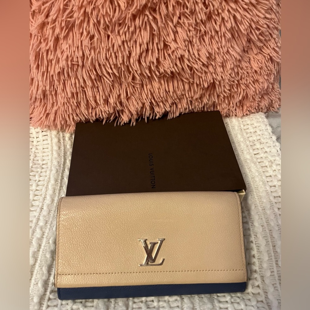 LV Long Wallet